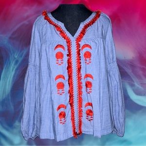 Crown & Ivy fun festive chambray like fabric embroidered front and sleeves